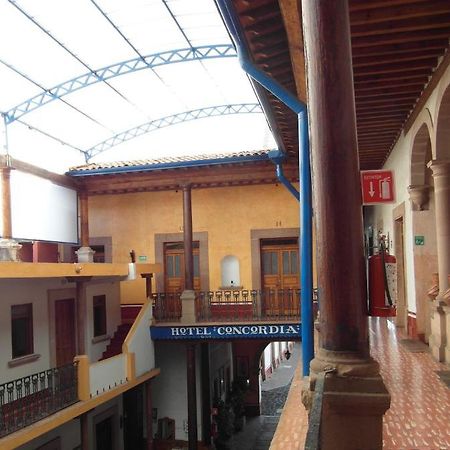 Hotel Concordia Пацкуаро Экстерьер фото