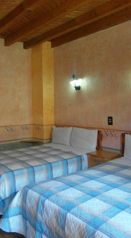 Hotel Concordia Пацкуаро Номер фото